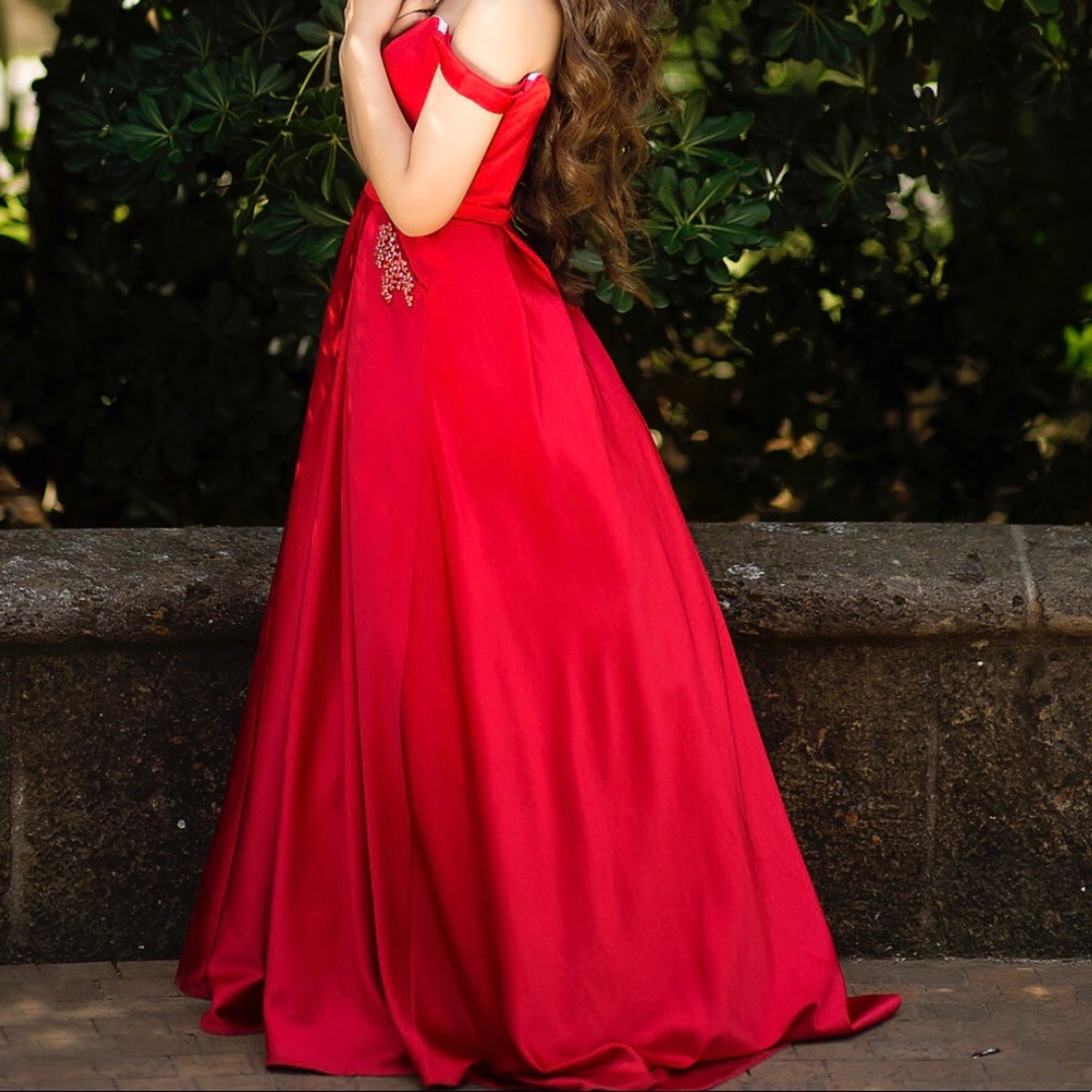 Prom dress